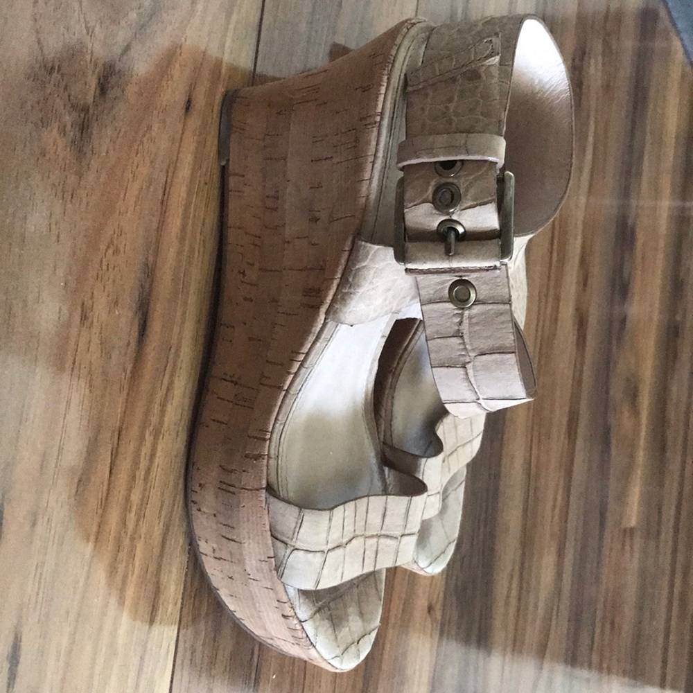 ViaSpiga Italian leather shoes size 6
